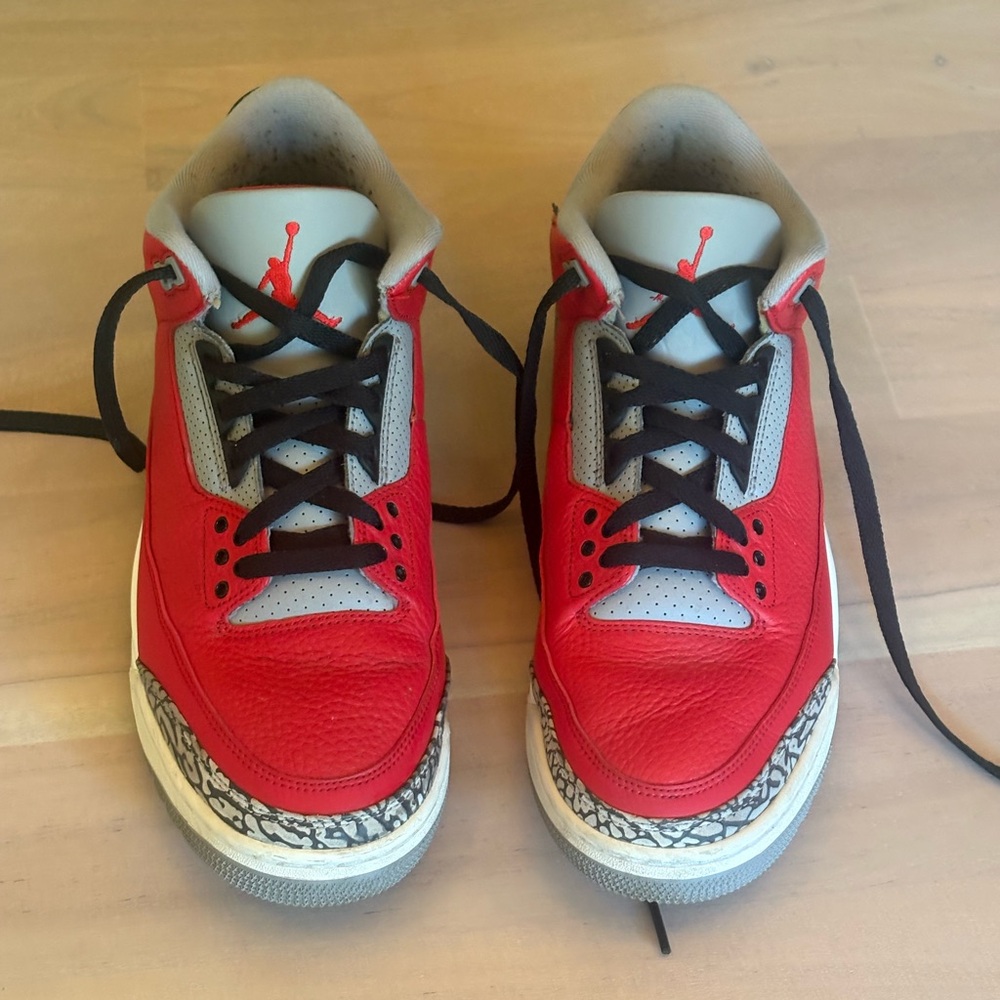 Nike Air Jordan 3 Retro SE - Red and Concrete Gray - Men’s 10.5